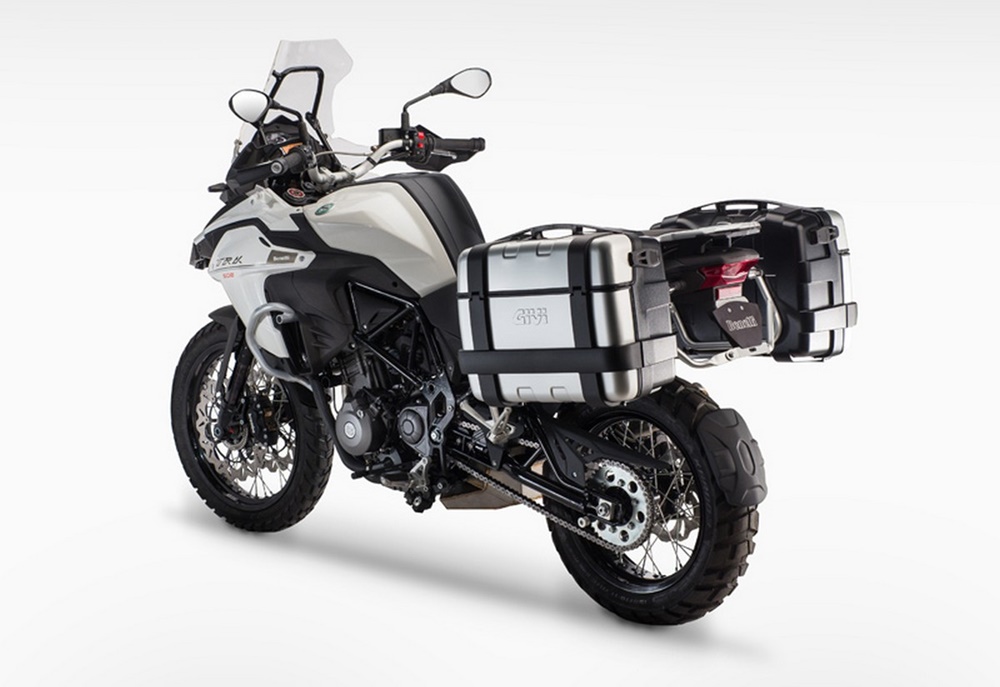 Туристический мотоцикл Benelli TRK502 2016
